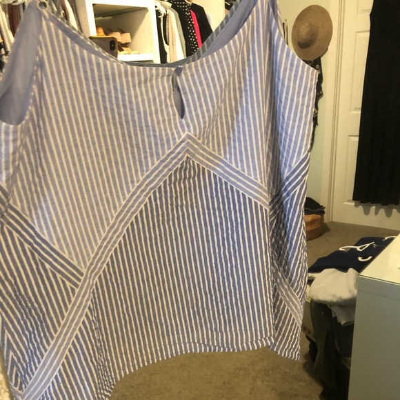 BCBG striped blue and white Camisole - Picture 4 of 4